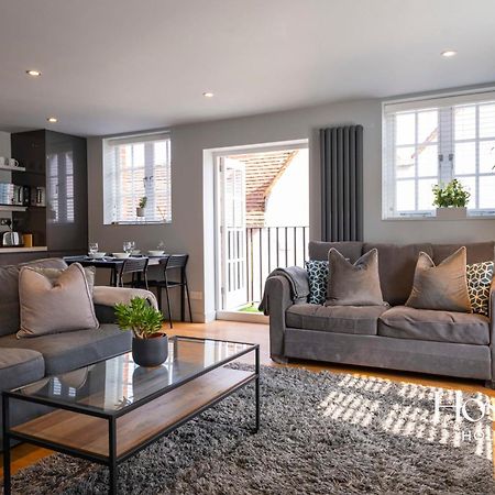 Modern Luxury Apartment In The Heart Of Henley Exteriör bild